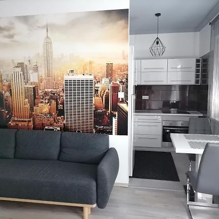 Merey Apartment Сегед Екстериор снимка